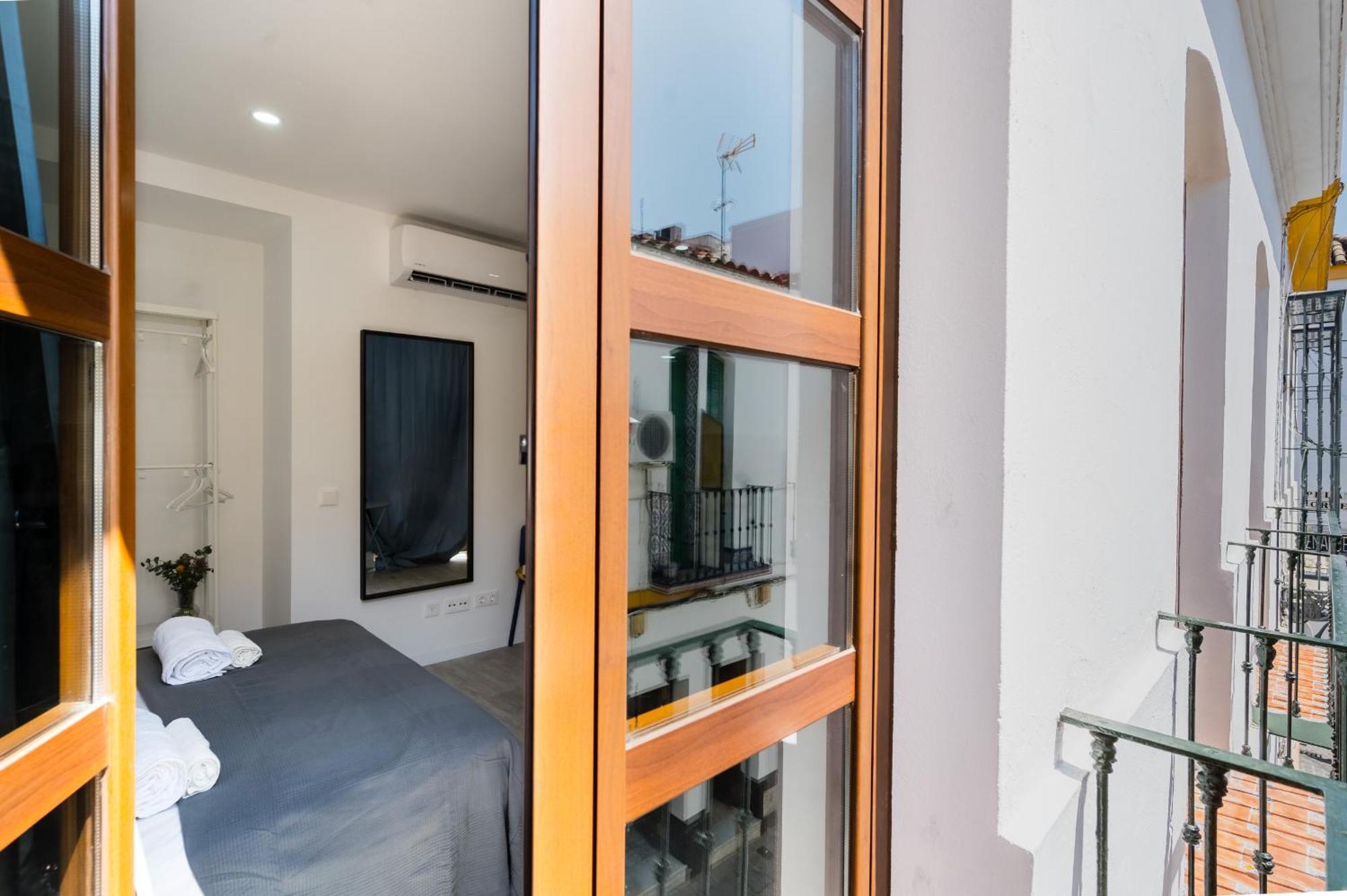 Anfitrion Triana 1 Appartement Sevilla Buitenkant foto