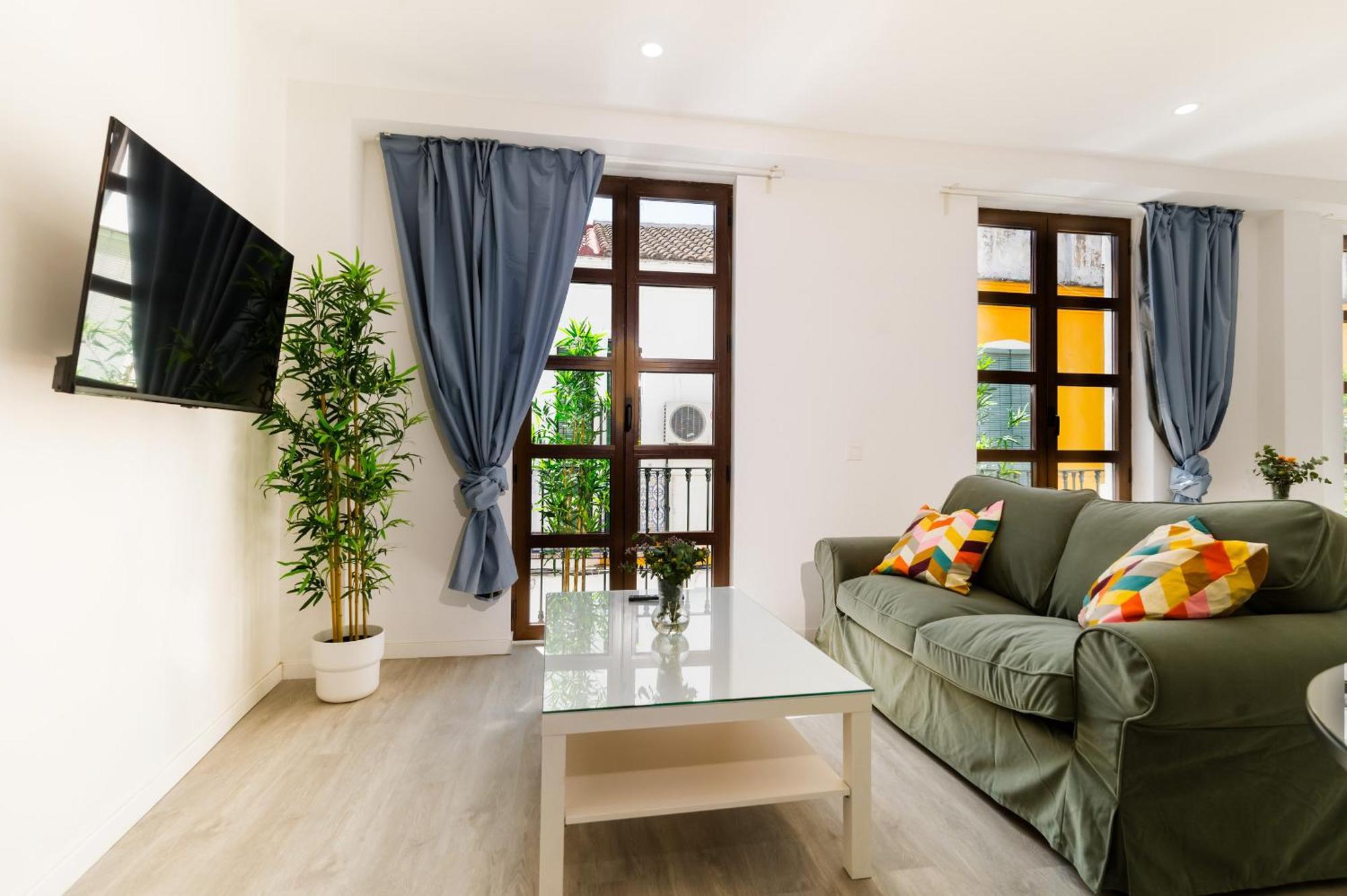 Anfitrion Triana 1 Appartement Sevilla Buitenkant foto